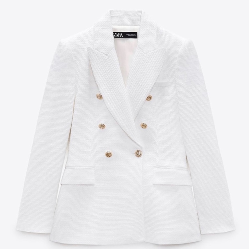 NWT Zara Golden Button Structured Blaze in White - Ref. 2324/480
